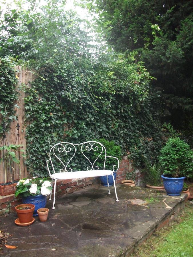 Private Room Near Roath Lake/Park Cardiff Exterior photo